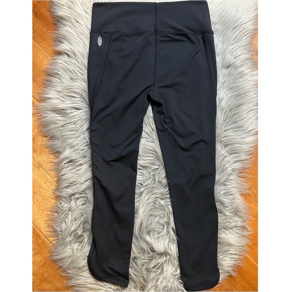 Free People Movement Leggings High Rise Infinity Symbol Cutout Black Size Medium - Picture 3 of 4
